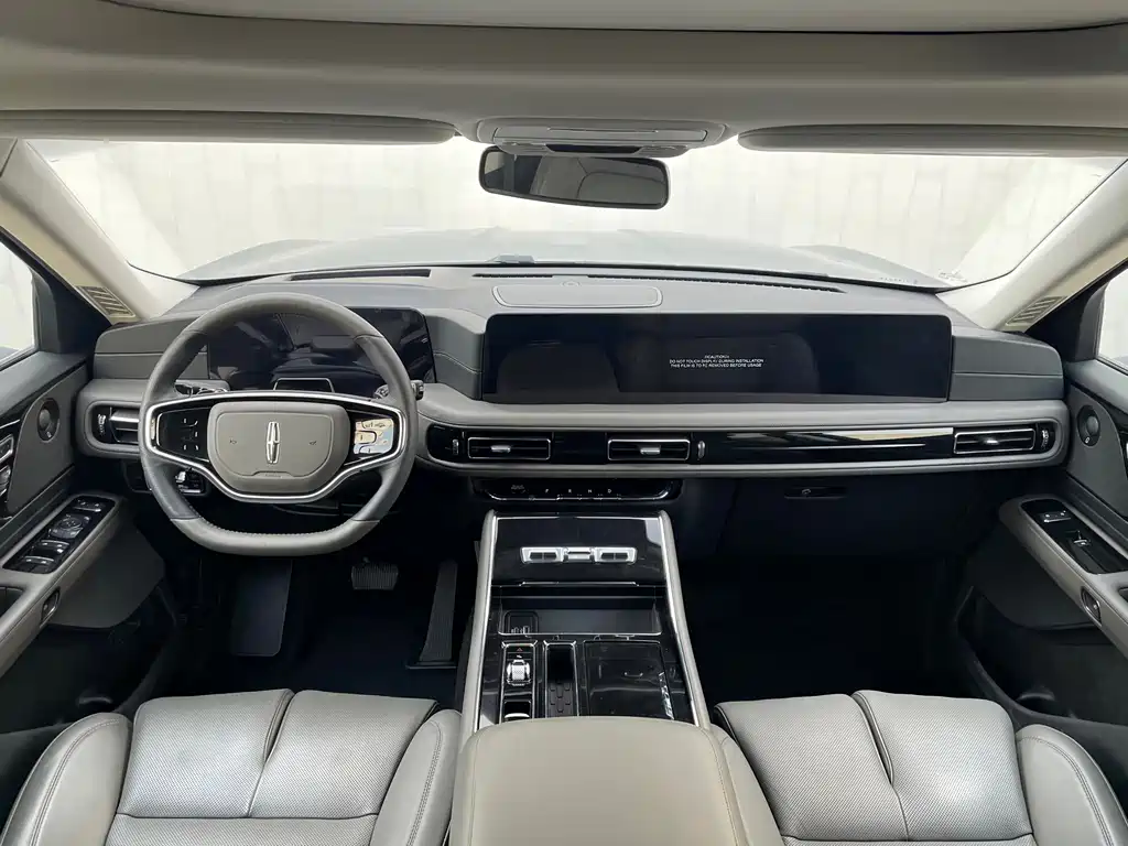 Lincoln Aviator — миниатюра 6