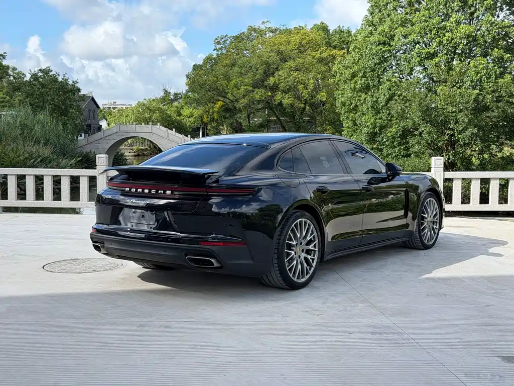 Porsche Panamera — миниатюра 5