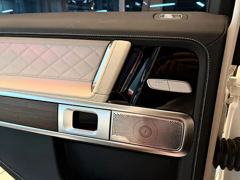Mercedes-Benz G-Class — миниатюра 7