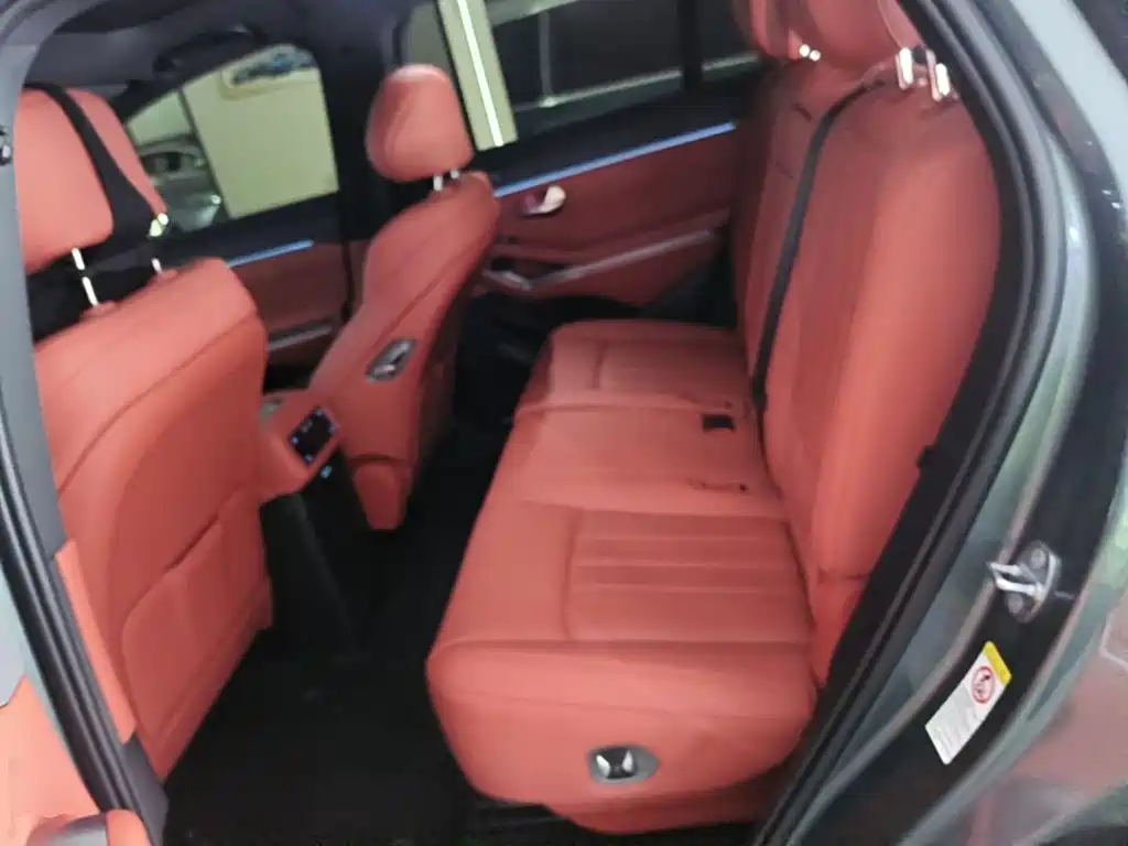 BYD Tang L — миниатюра 17