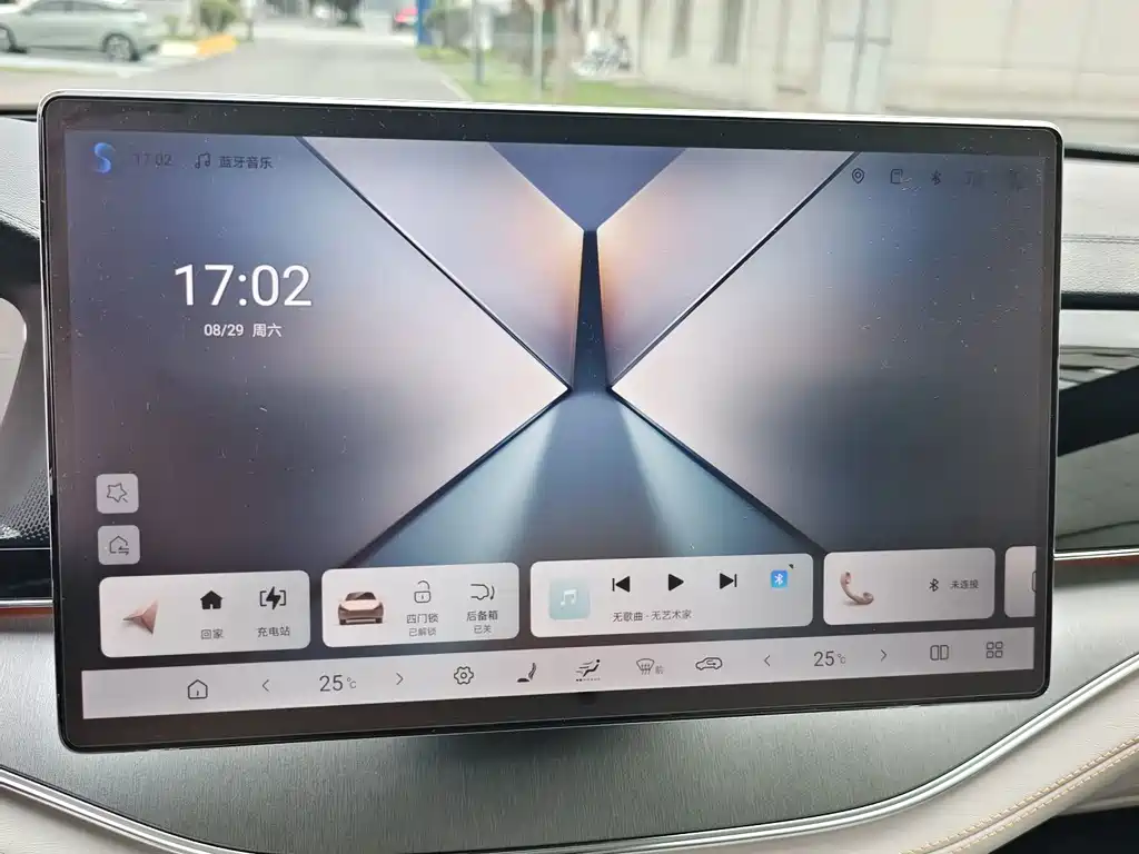 BYD Tang New Energy — миниатюра 15