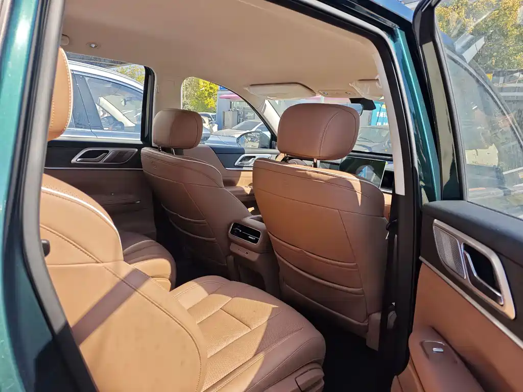 Wuling Xingguang L — миниатюра 16