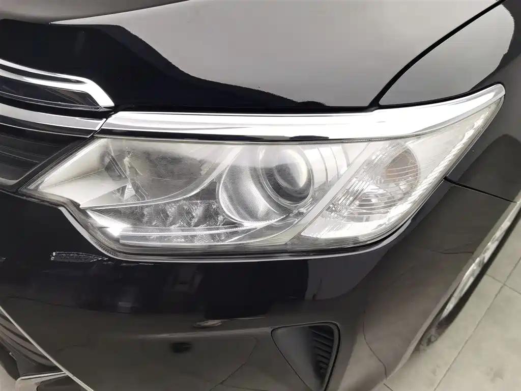 Toyota Camry 2015 2.0G Lead