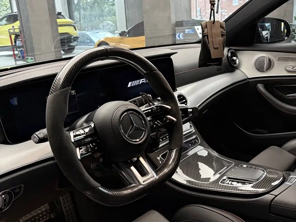 Mercedes-Benz E-Class AMG — миниатюра 6