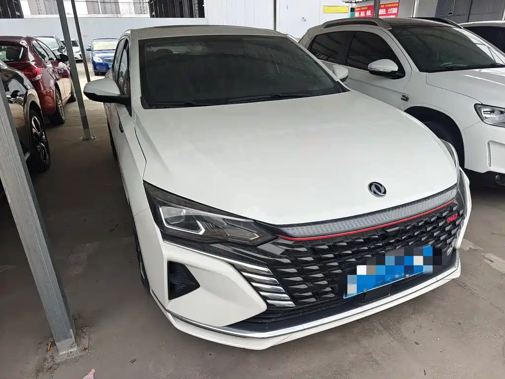 DONGFENG YI HYUN MAX