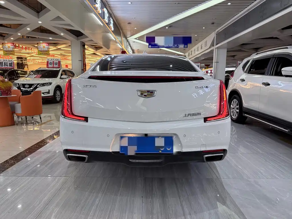 Cadillac XTS — миниатюра 4