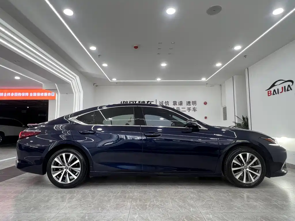 Lexus ES — фотографии объявления, Фото 4