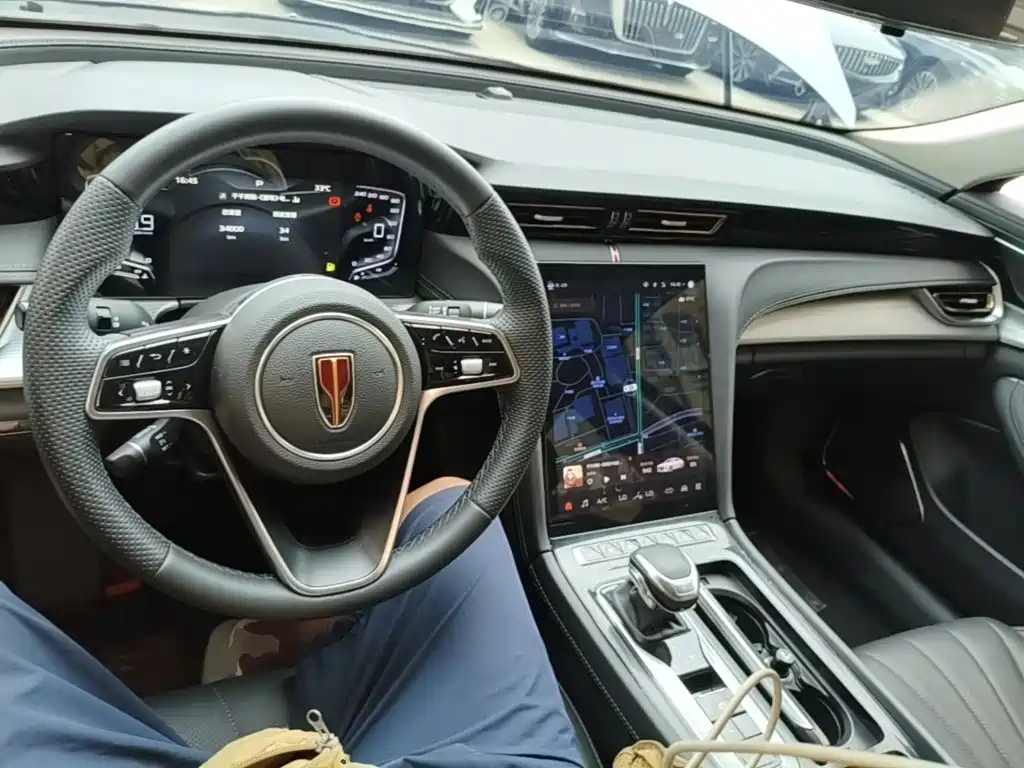 Hongqi Hongqi H5 — миниатюра 10