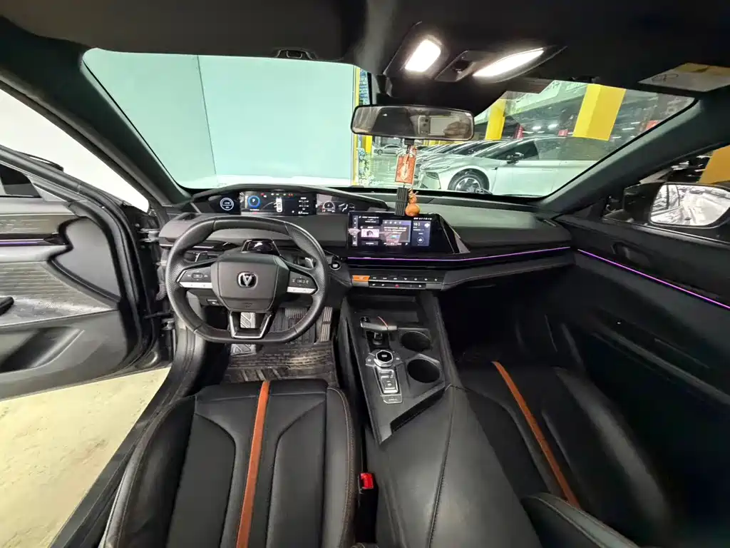 Changan UNI-V — миниатюра 7