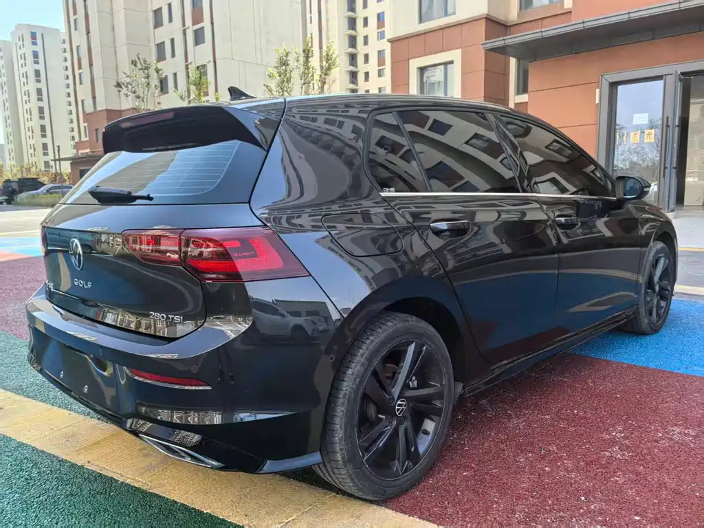 Volkswagen Golf — миниатюра 8
