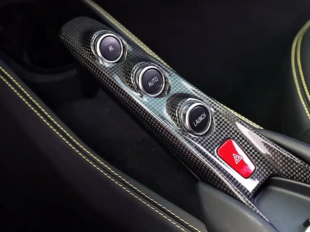 Ferrari F8 2019 Tributo 3.9T V8