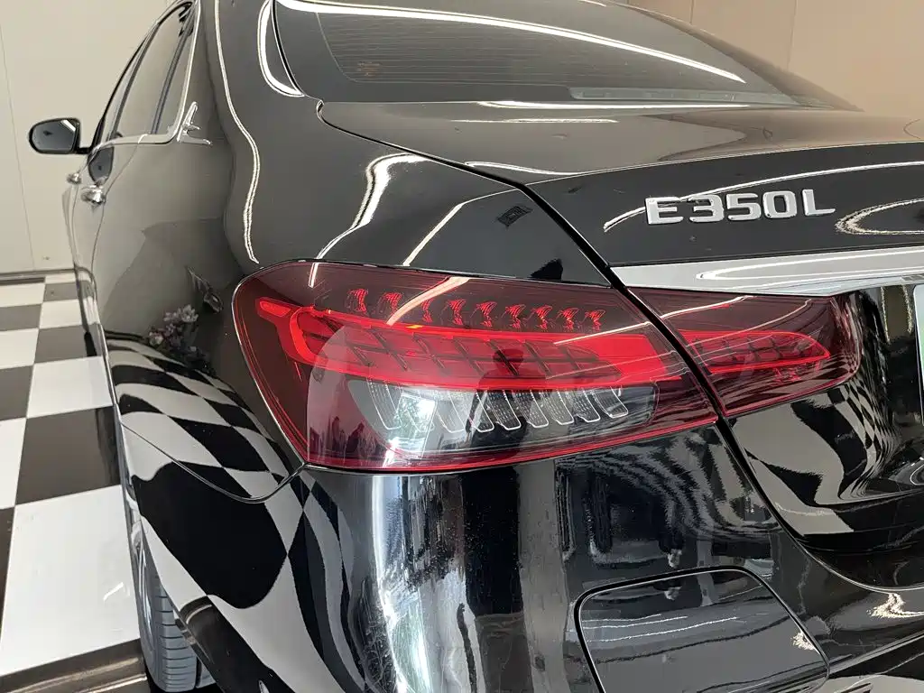 Mercedes-Benz E-Class New Energy — миниатюра 10