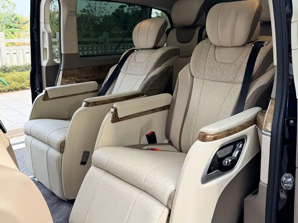 MERCEDES-BENZ V CLASS