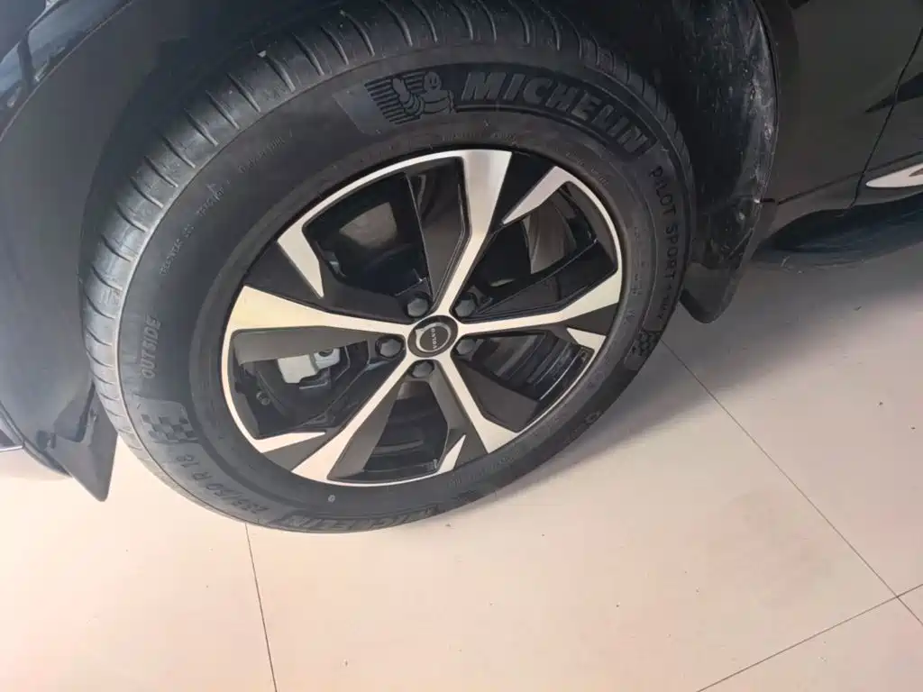 Volvo XC60 — миниатюра 25