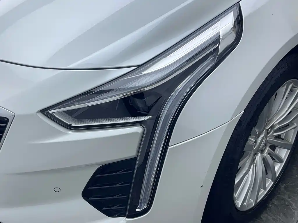 Cadillac CT6 — миниатюра 9