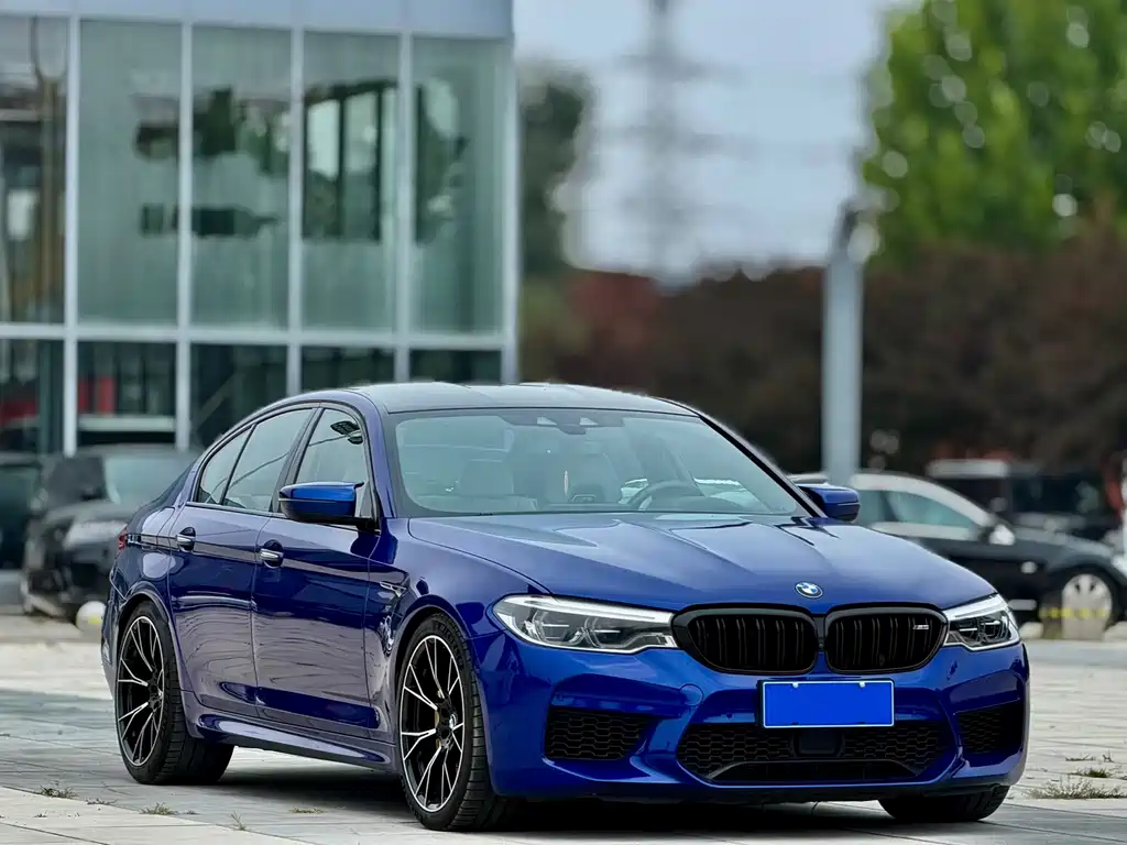 BMW M5 — миниатюра 3