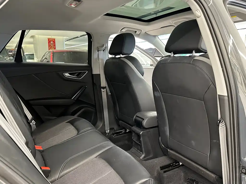 Audi Q2L — миниатюра 15