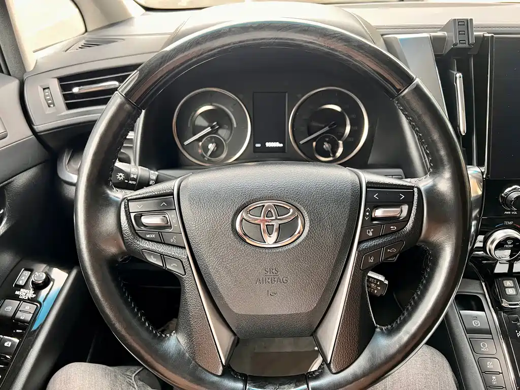 TOYOTA WILFA
