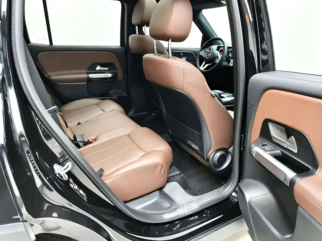 Mercedes-Benz GLB — миниатюра 5