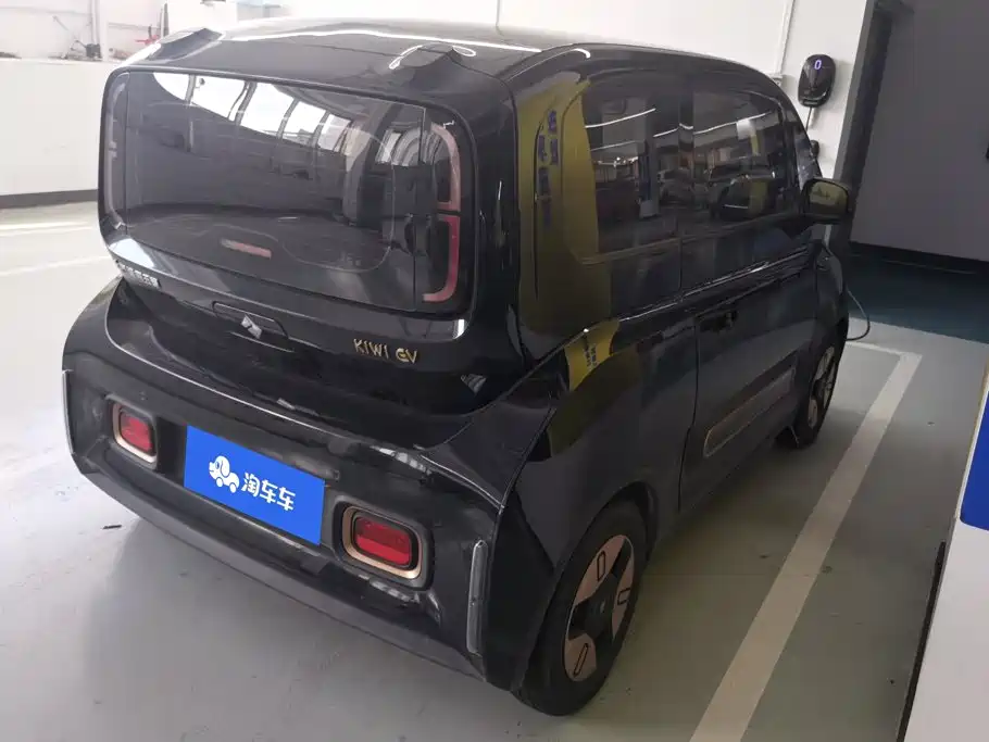 Baojun KiWi EV — миниатюра 3