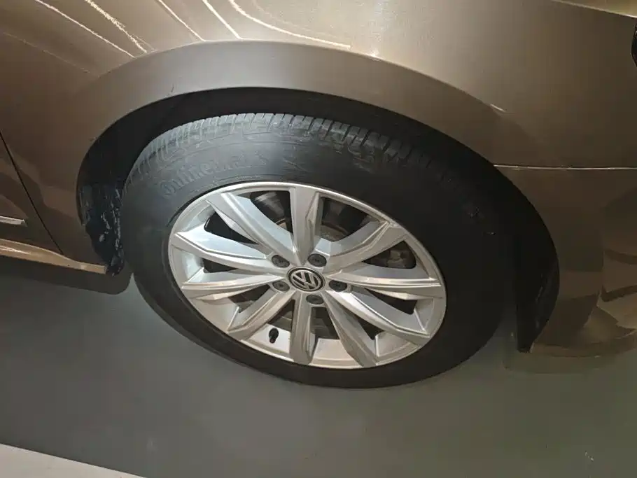 Volkswagen Passat — миниатюра 6