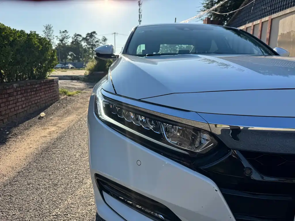 Honda Accord — миниатюра 24