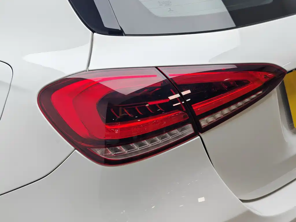 Mercedes-Benz A-Class (Import) — миниатюра 7