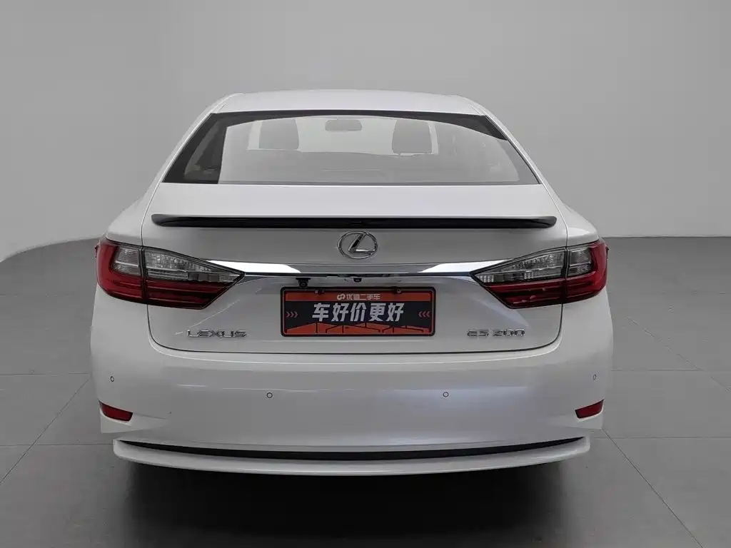 Lexus ES — миниатюра 4