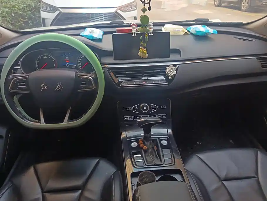Hongqi Hongqi H5 — миниатюра 12