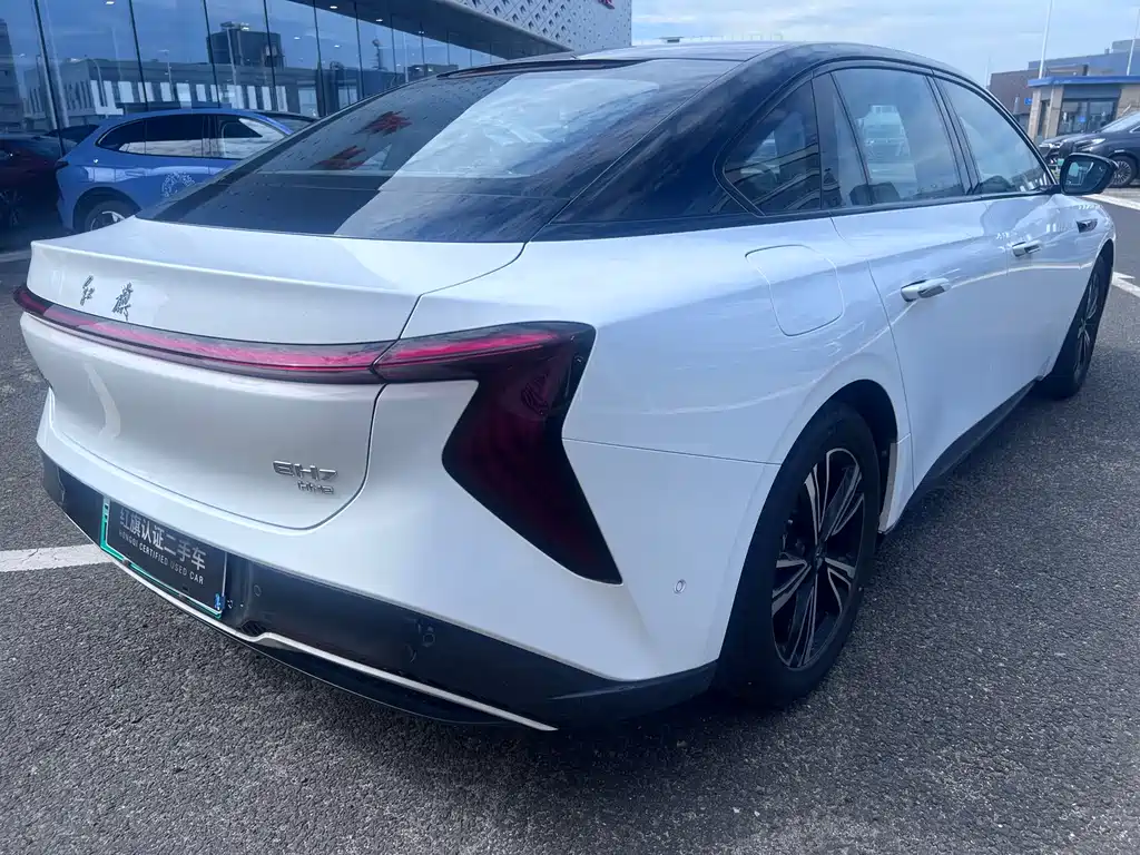 Hongqi EH7 2024 690 Pro