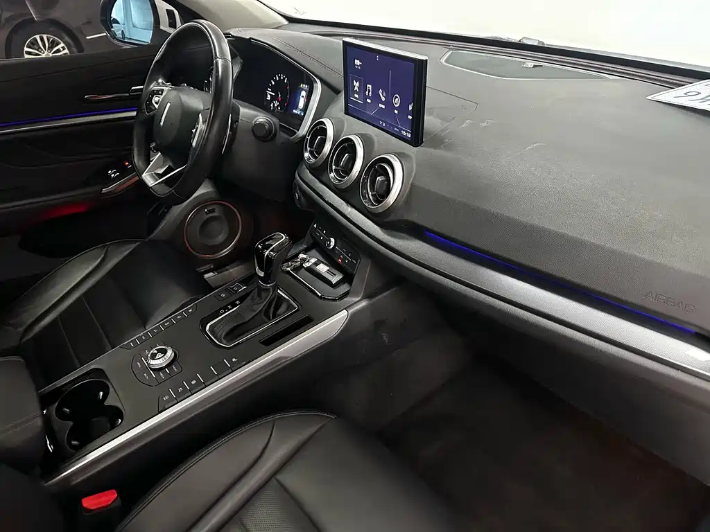 WEI PAI WEI BRAND VV5