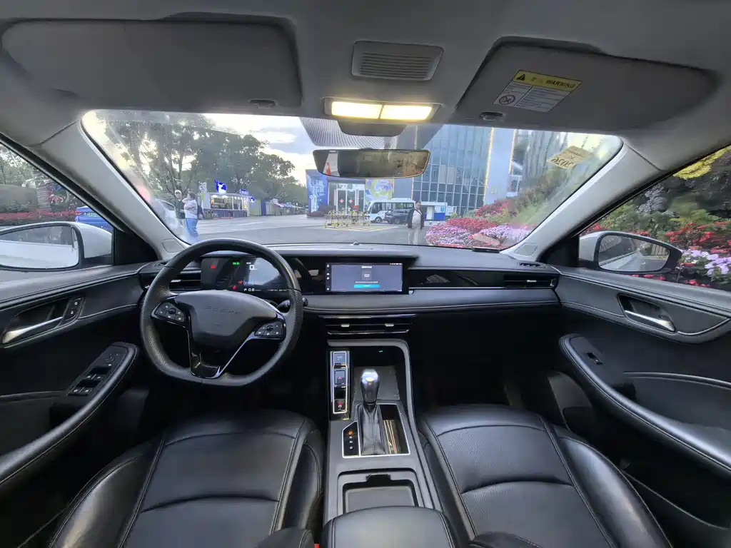 Roewe i5 — миниатюра 6