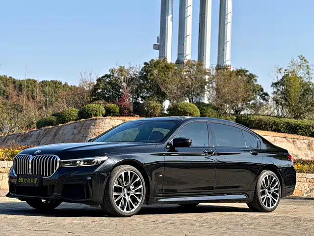 BMW 7 SERIES