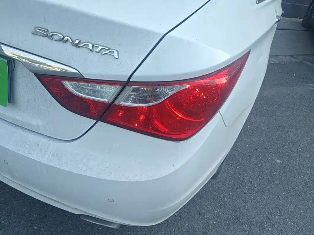 Hyundai Sonata — миниатюра 8