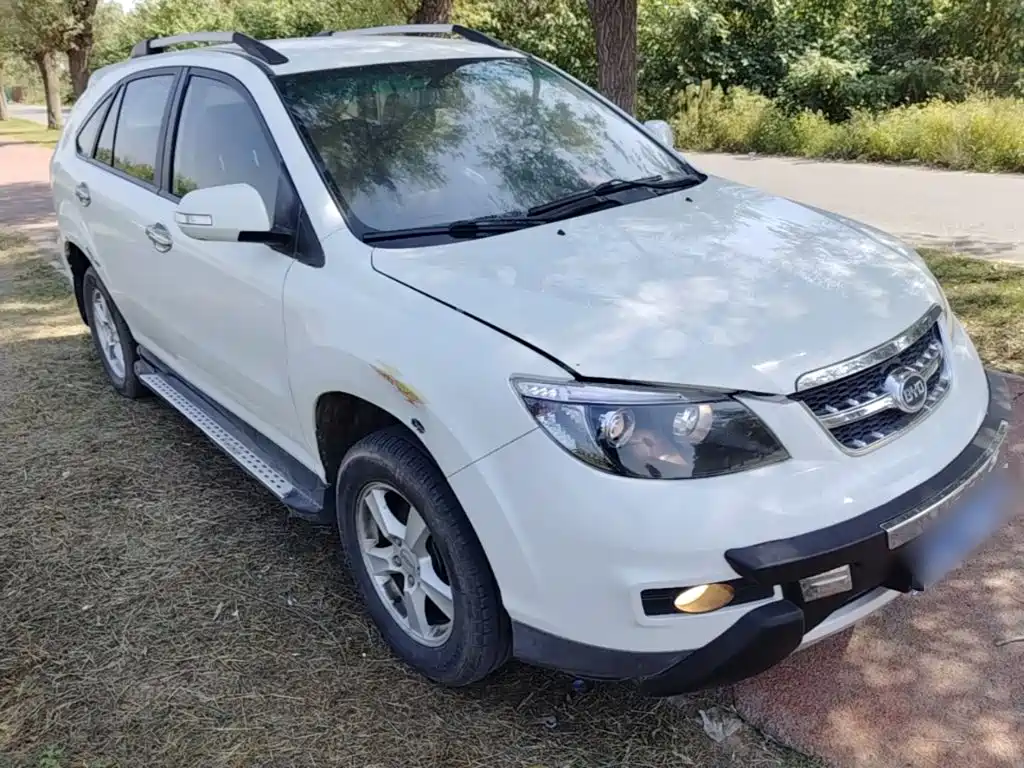 BYD S6 — миниатюра 4