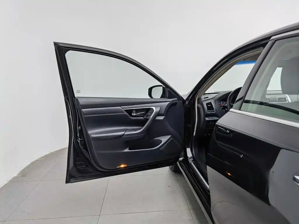 Nissan Teana — миниатюра 8