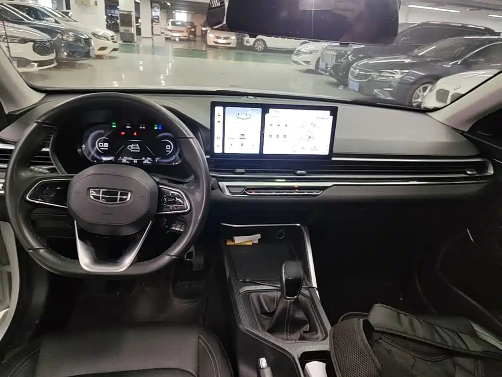 Geely Emgrand — миниатюра 10