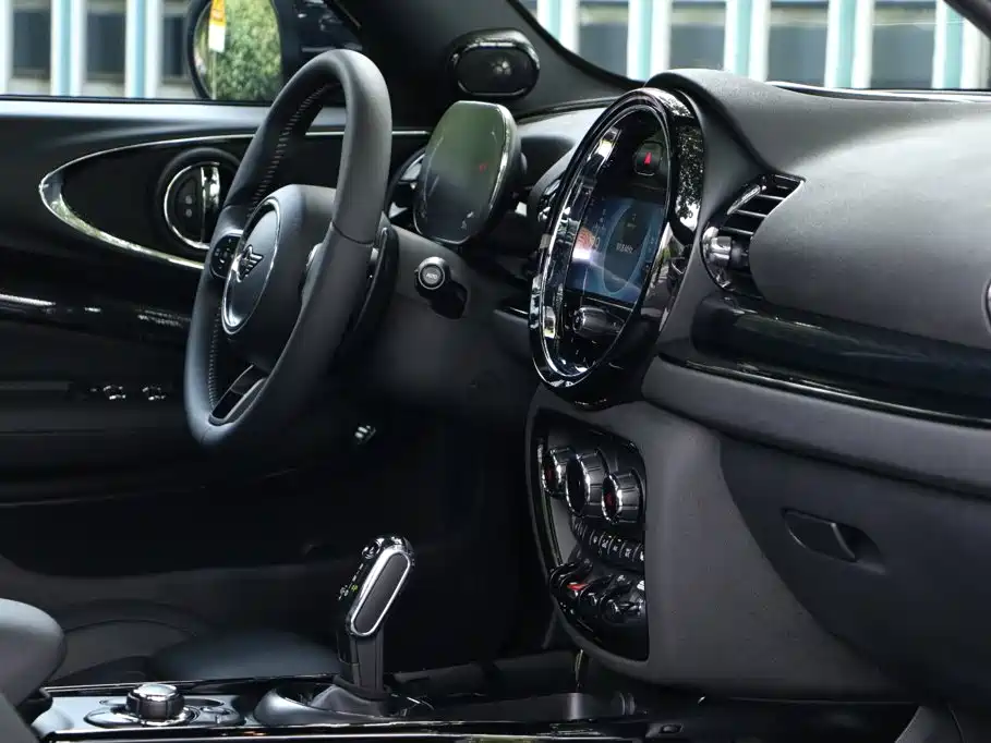 MINI Mini Clubman — миниатюра 28