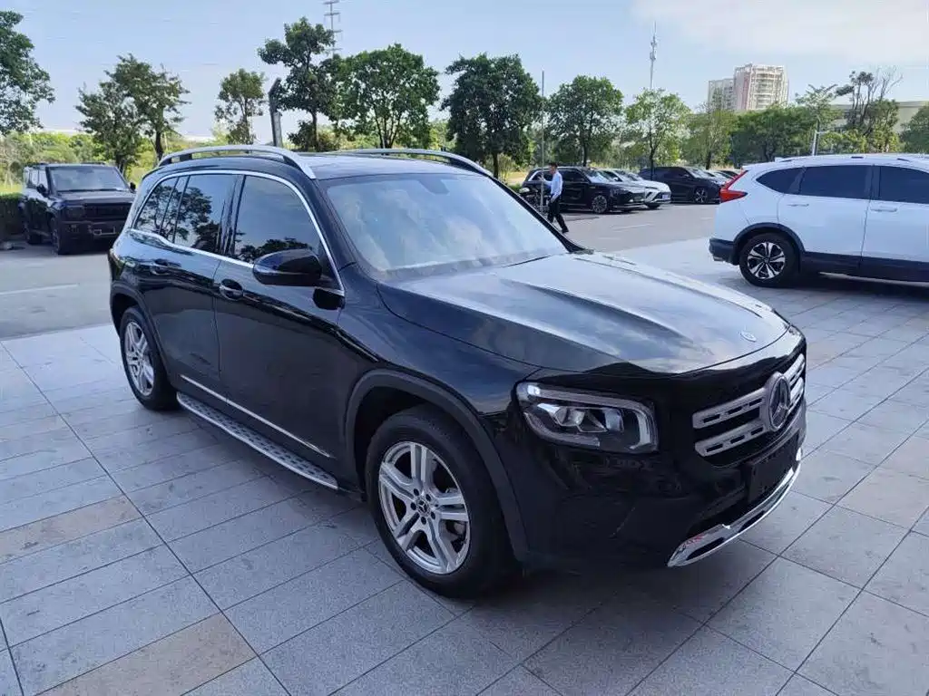 Mercedes-Benz GLB — миниатюра 4