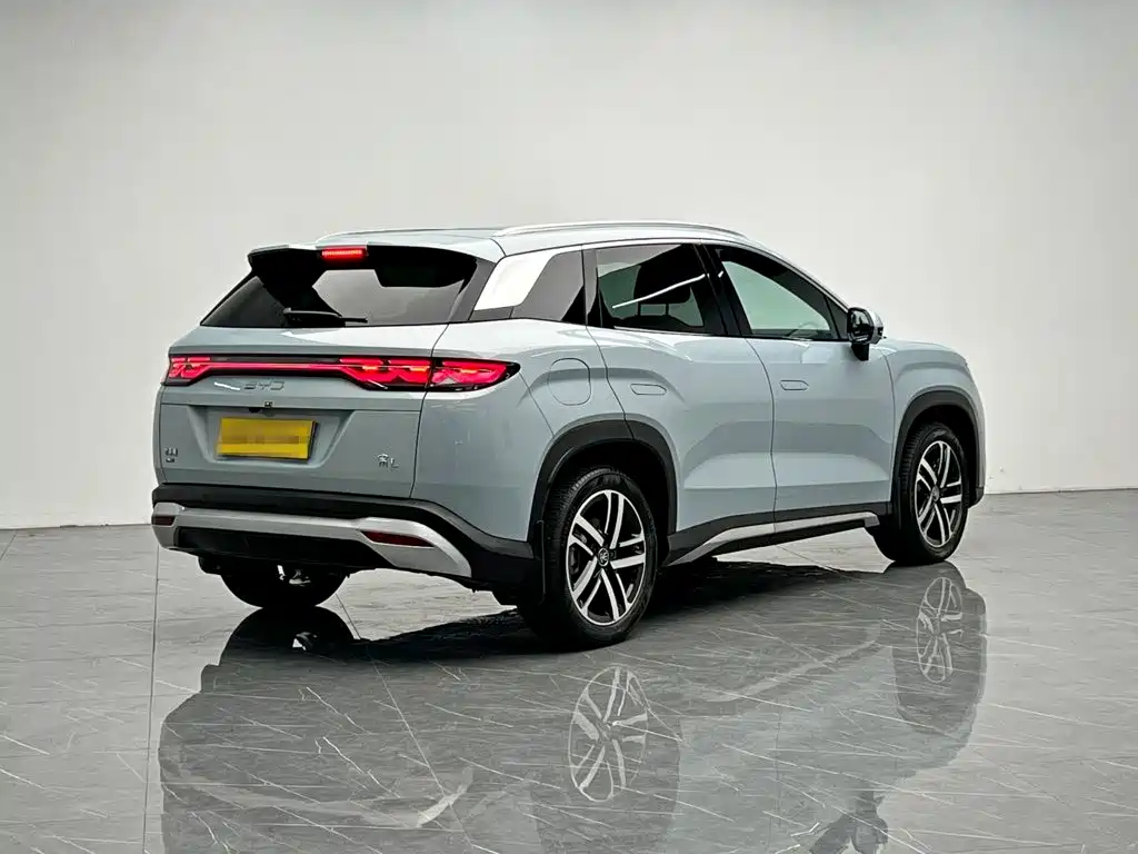 BYD L DM-i — миниатюра 6
