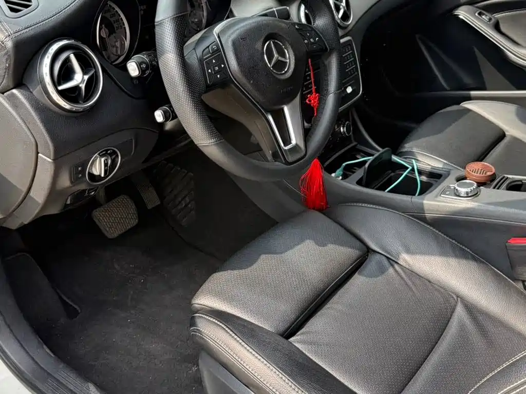 Mercedes-Benz GLA — миниатюра 9