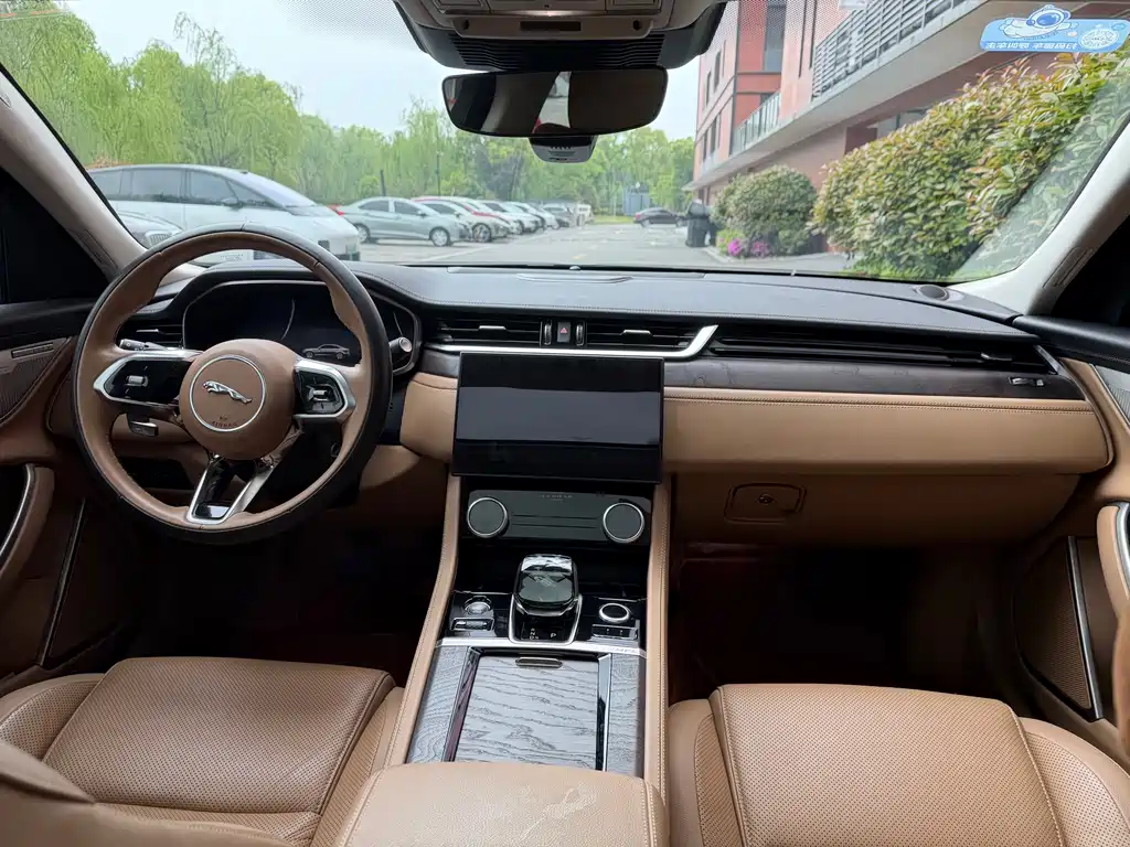 Jaguar XFL 2022 XFL 2.0T P250 Premium Luxury