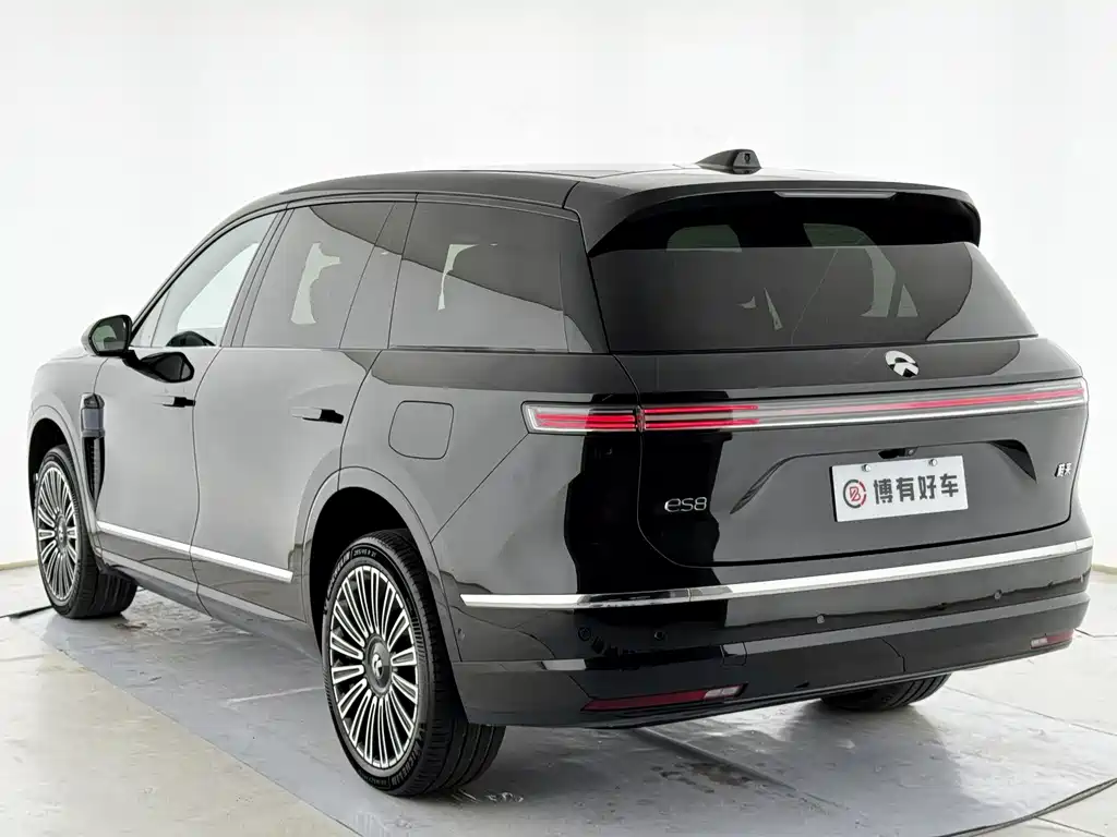 NIO ES8 — миниатюра 12