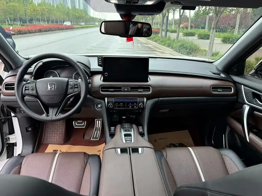 Honda UR-V 2024 370TURBO