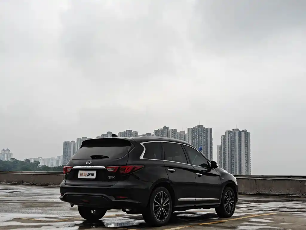 INFINITI QX60