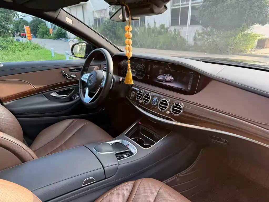 Mercedes-Benz S-Class — миниатюра 5