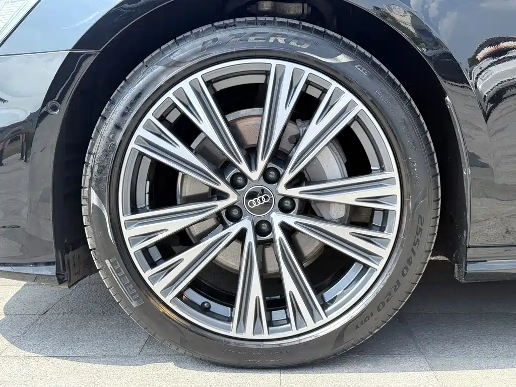 Audi A6L — миниатюра 4