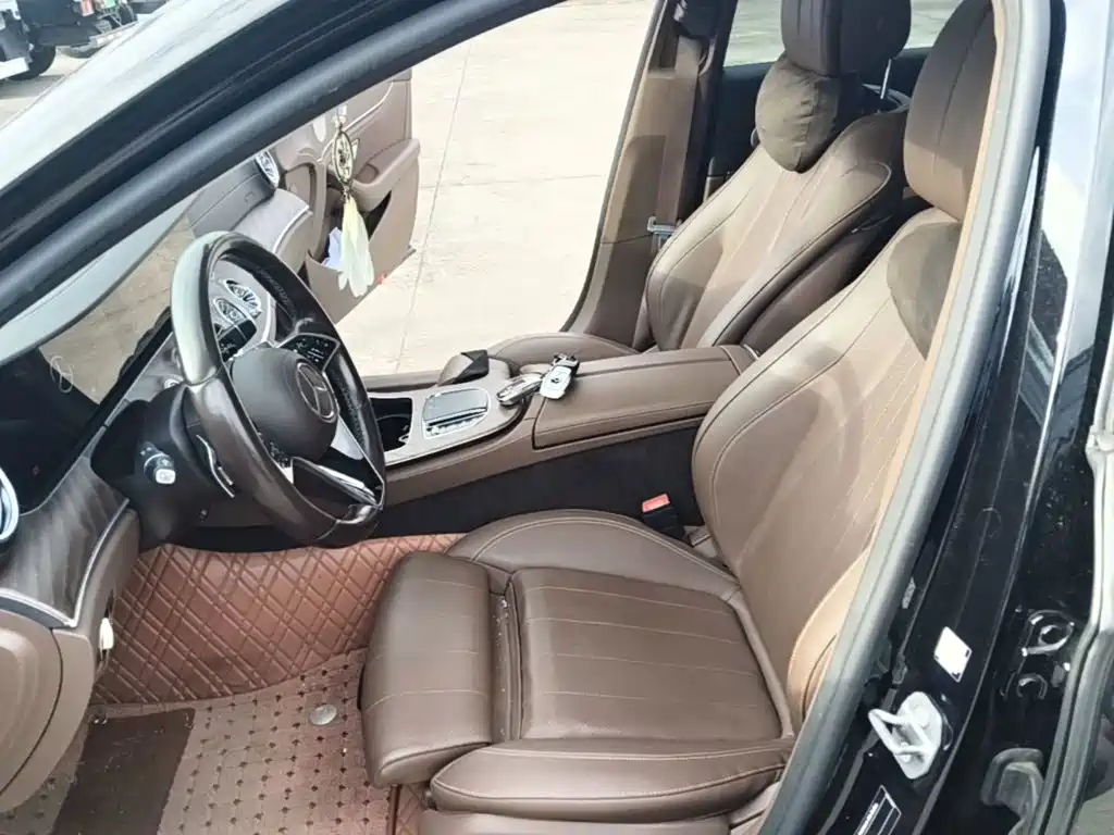 Mercedes-Benz E-Class — миниатюра 20
