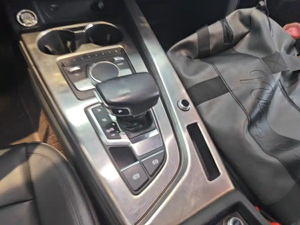 Audi A4L — миниатюра 14