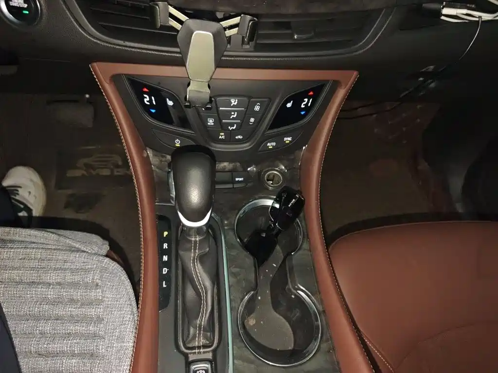 Buick Envision Plus — миниатюра 7